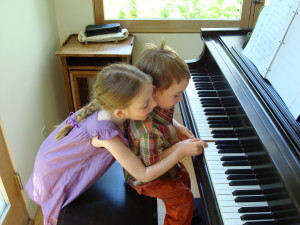 best age to start piano lessons