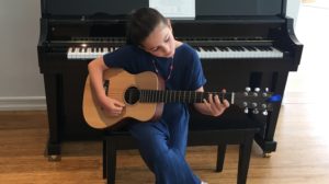 Expert in-home guitar lessons for all ages and skill levels in Los Angeles